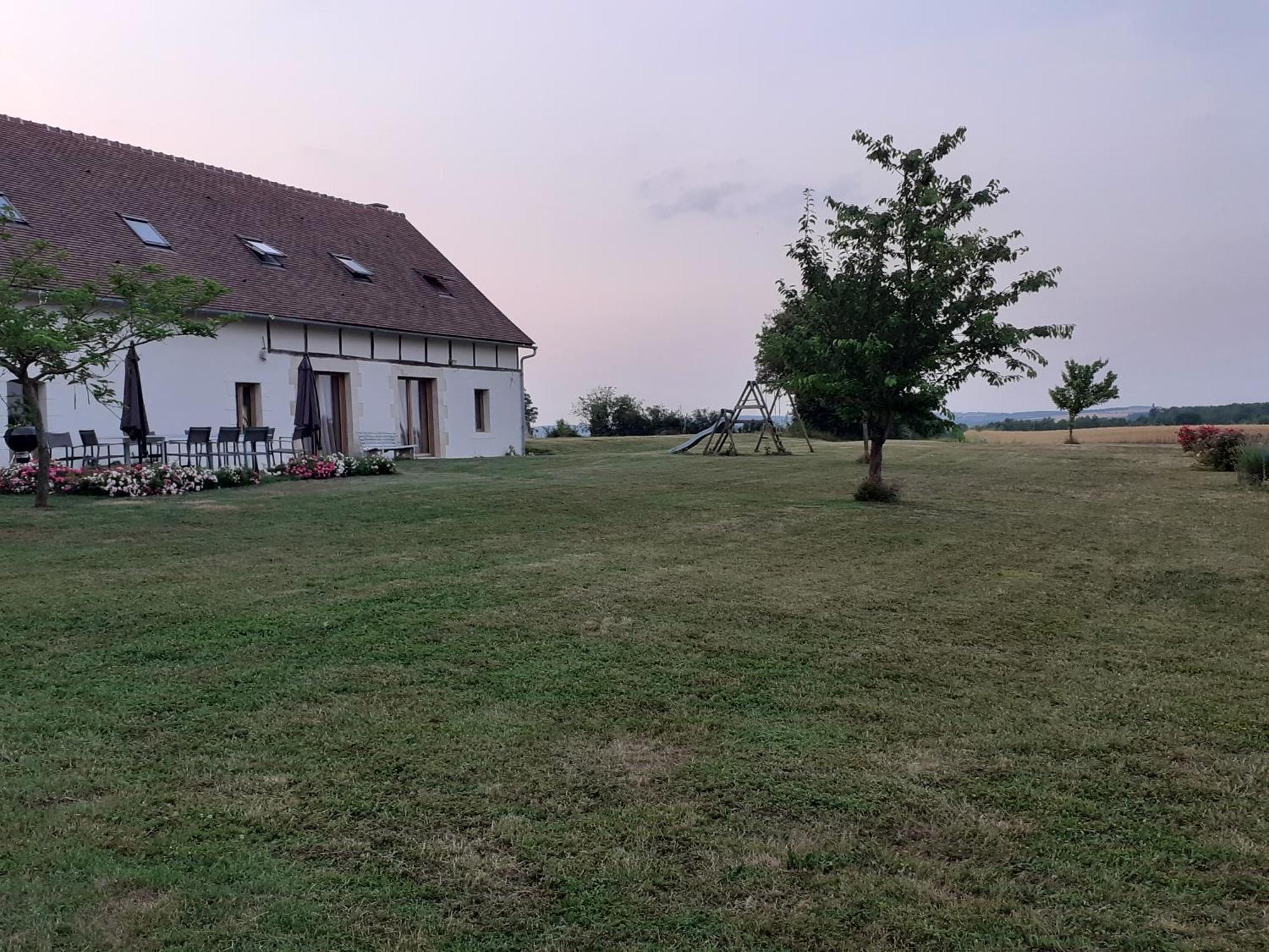 Gite Et Chambre D'Hotes Du Guillot Sainte-Solange ภายนอก รูปภาพ